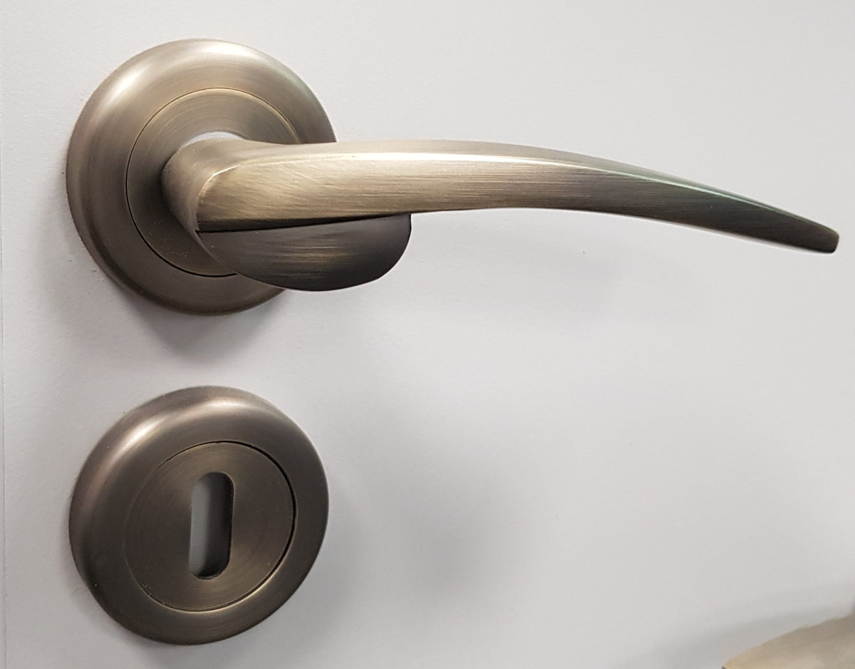 SONNATO MONZA MATT ANODISED BRONZE LEVER ON ROSE HANDLES