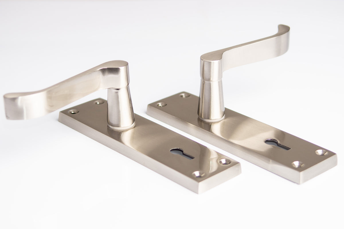 SONNATO PORTO SATIN CHROME LEVER ON PLATE HANDLES