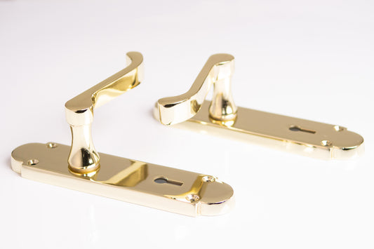 SONNATO NOVA BRASS LEVER ON PLATE HANDLES