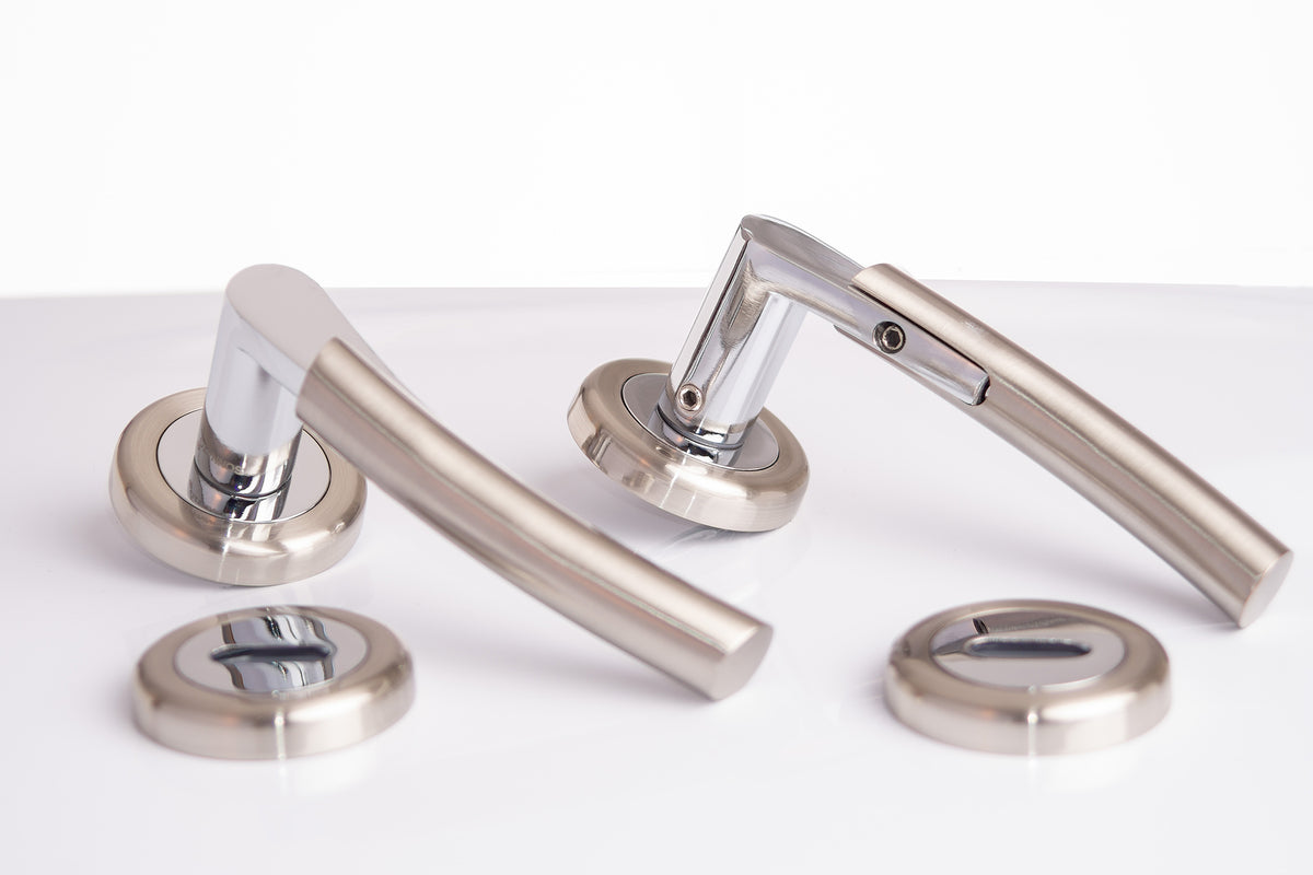 SONNATO TEMPIO SATIN CHROME LEVER ON ROSE HANDLES