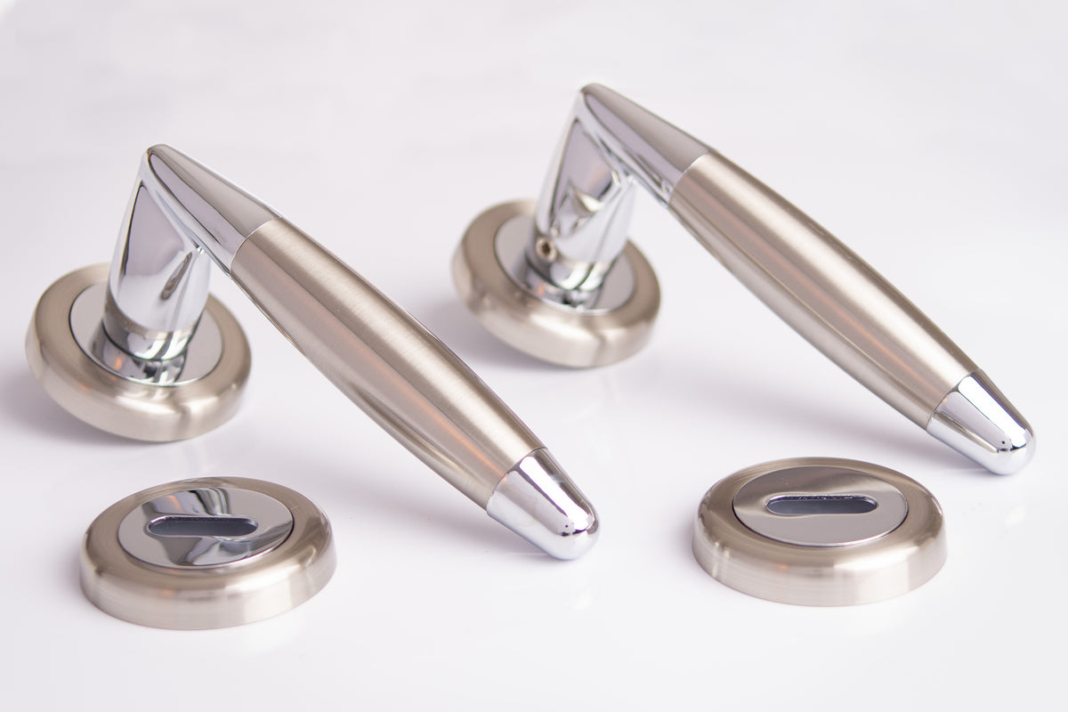 SONNATO NAVONA SATIN CHROME LEVER ON ROSE HANDLES