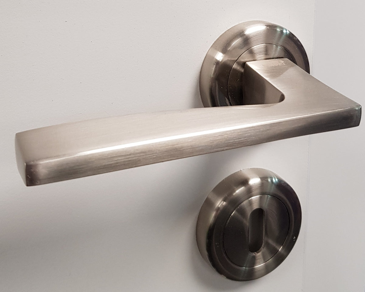 SONNATO GENOA SATIN CHROME LEVER ON ROSE HANDLES